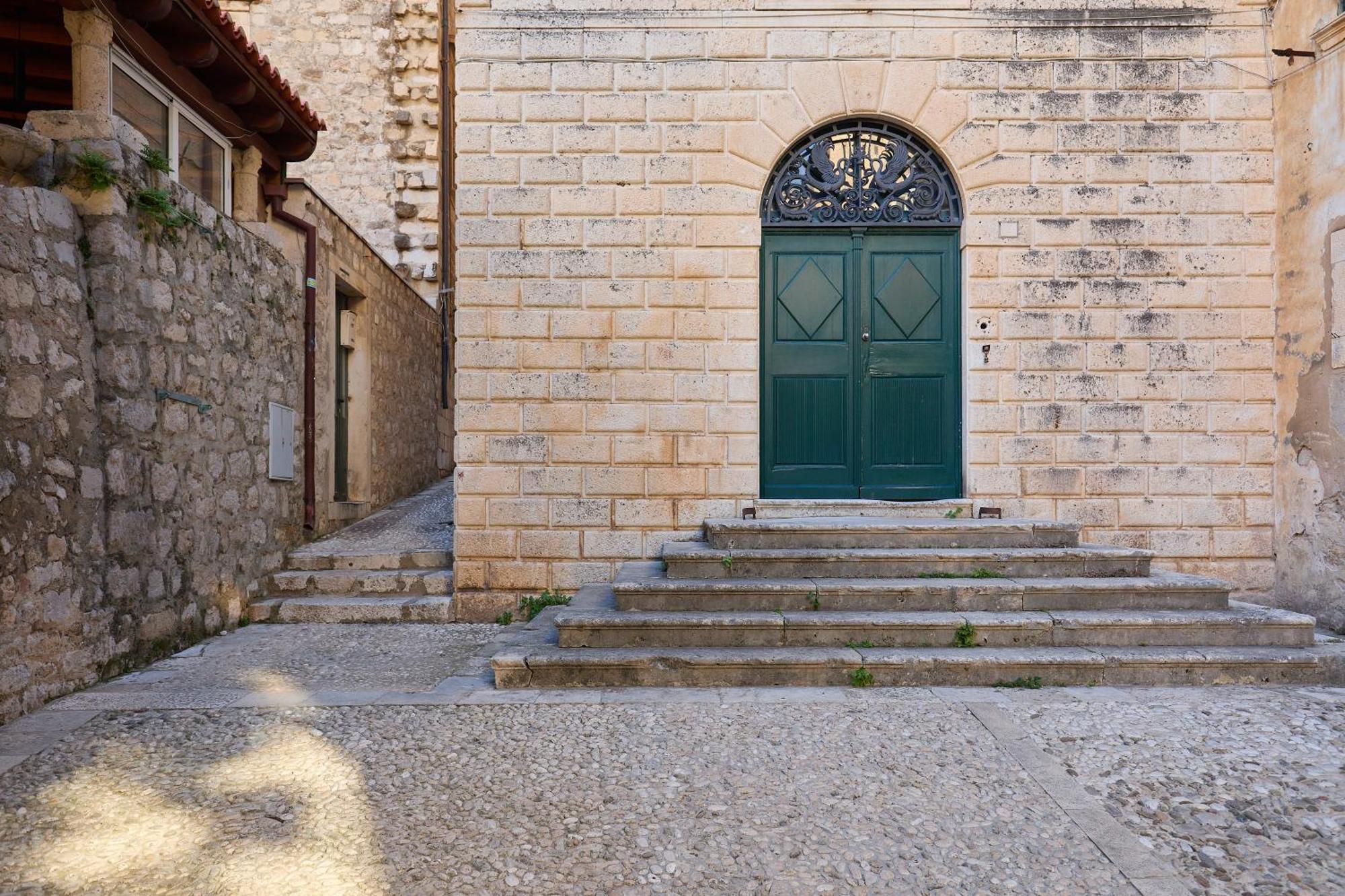 Dominium Premium Location Suites Dubrovnik Bagian luar foto